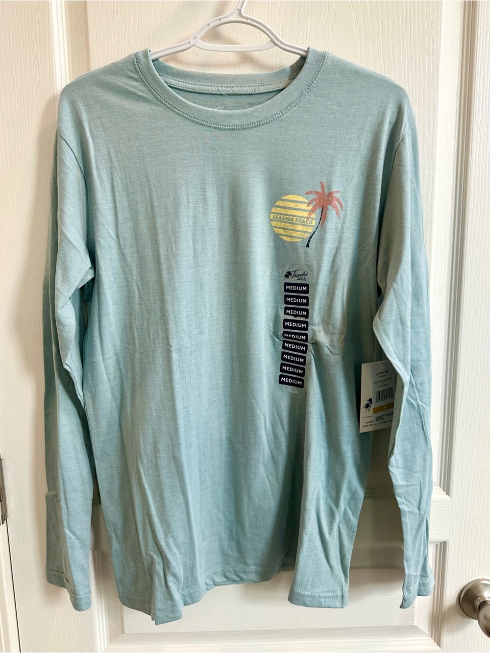 Trunks Surf & Swim Long Sleeve T-Shirt - Mens Size Medium NWT